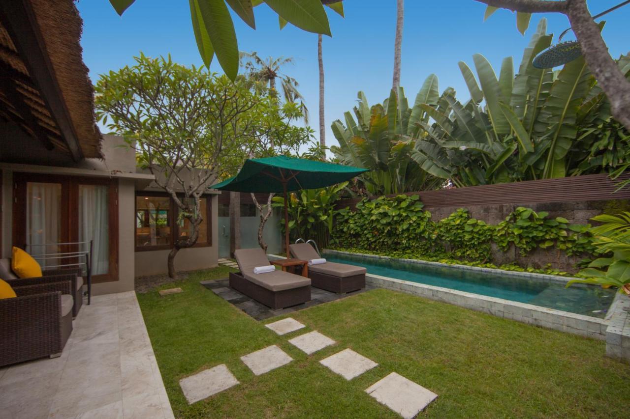 Legian Beach Villas Esterno foto